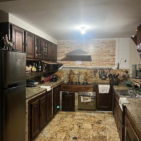 Quarto Hostel Куритиба Екстериор снимка