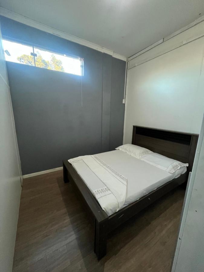 Quarto Hostel Куритиба Екстериор снимка