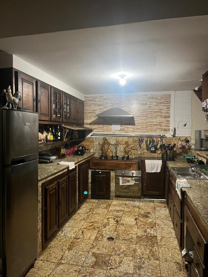Quarto Hostel Куритиба Екстериор снимка